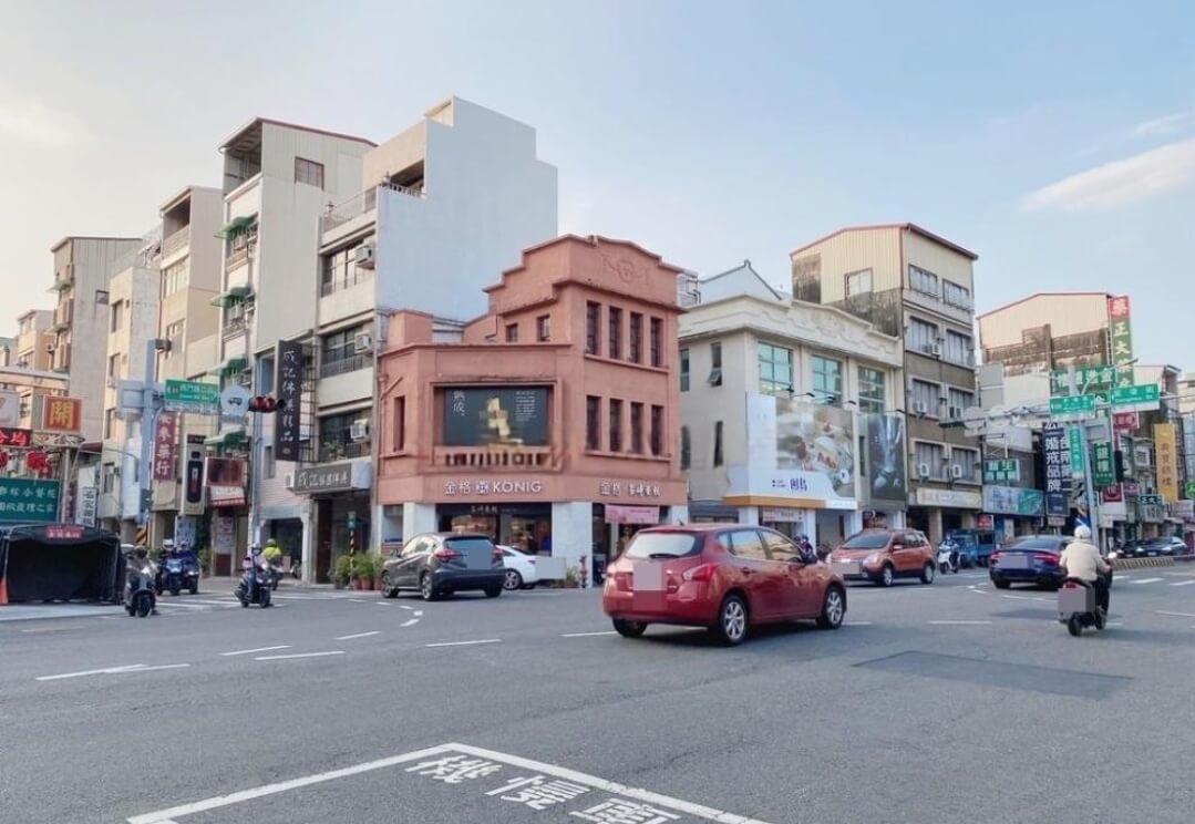 民權西門稀有大地坪金店面